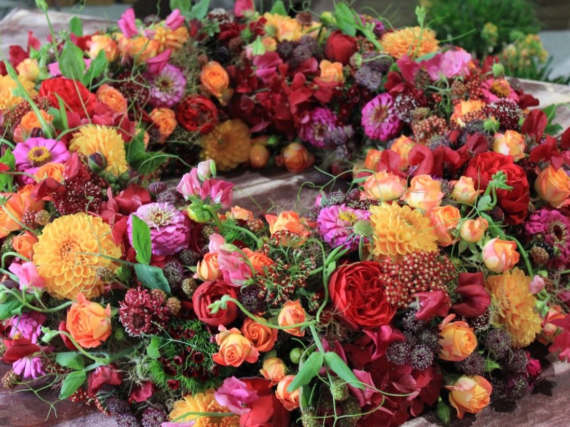 Das Trauerportal - Blumenkranz für Beerdigung von Flower24